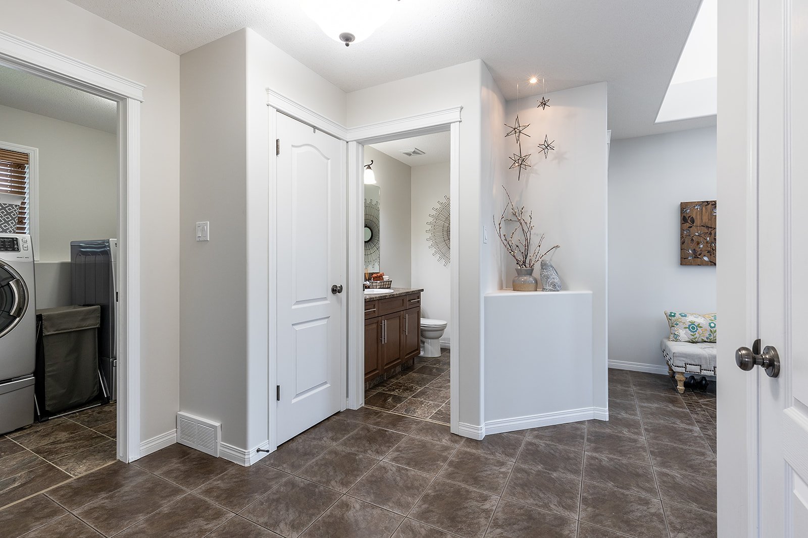 456 Somerside Place SE-17.jpg
