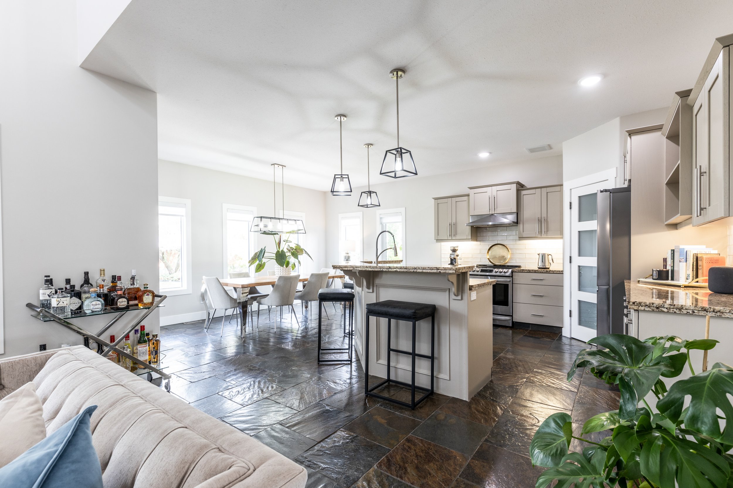 134 Desert Blume Cres-21.jpg