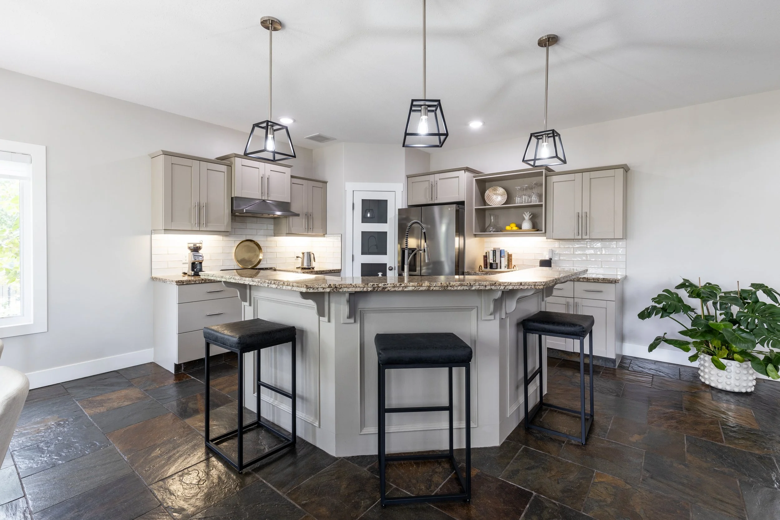 134 Desert Blume Cres-29.jpg