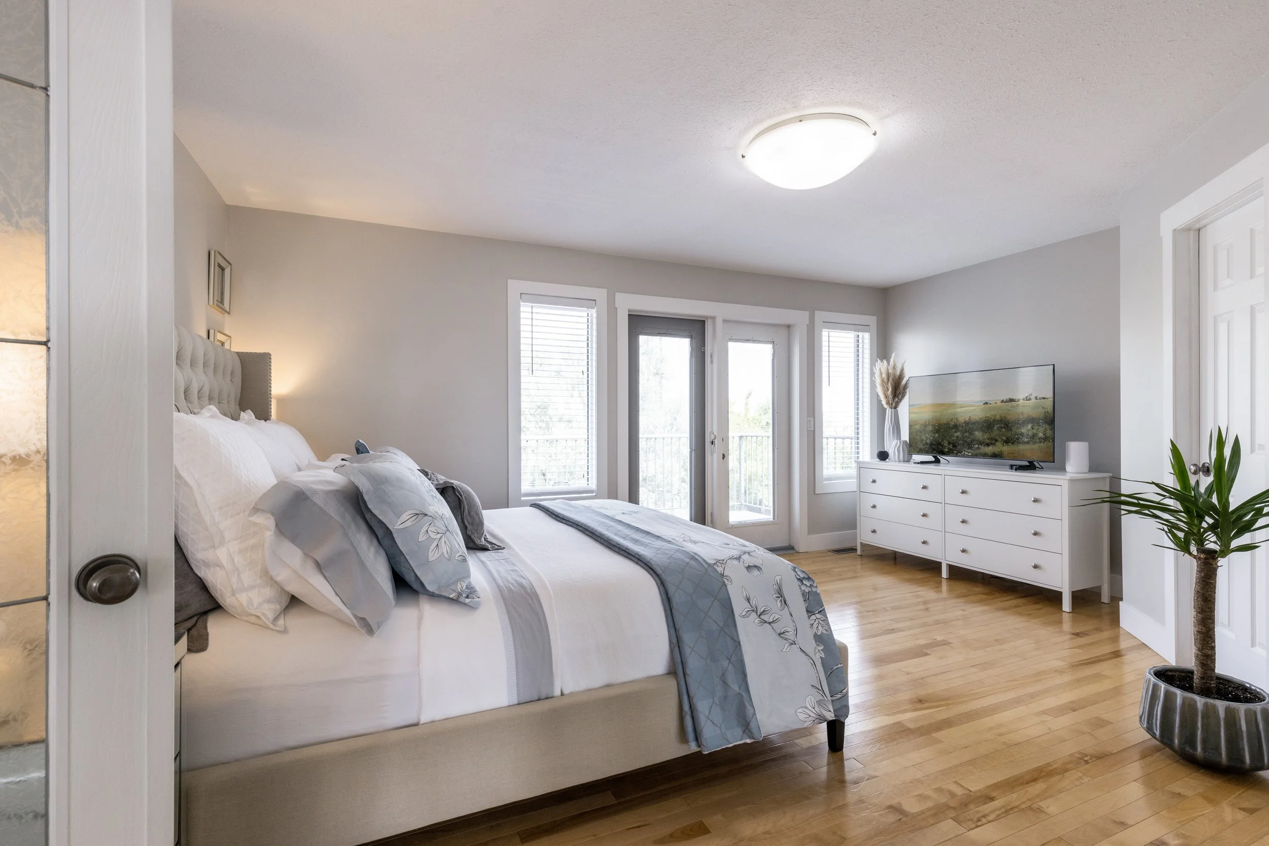 134 Desert Blume Cres-40.jpg
