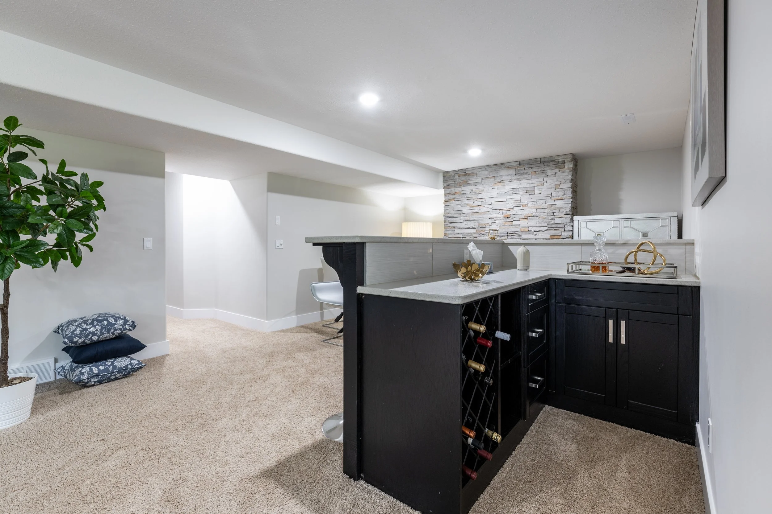134 Desert Blume Cres-62.jpg