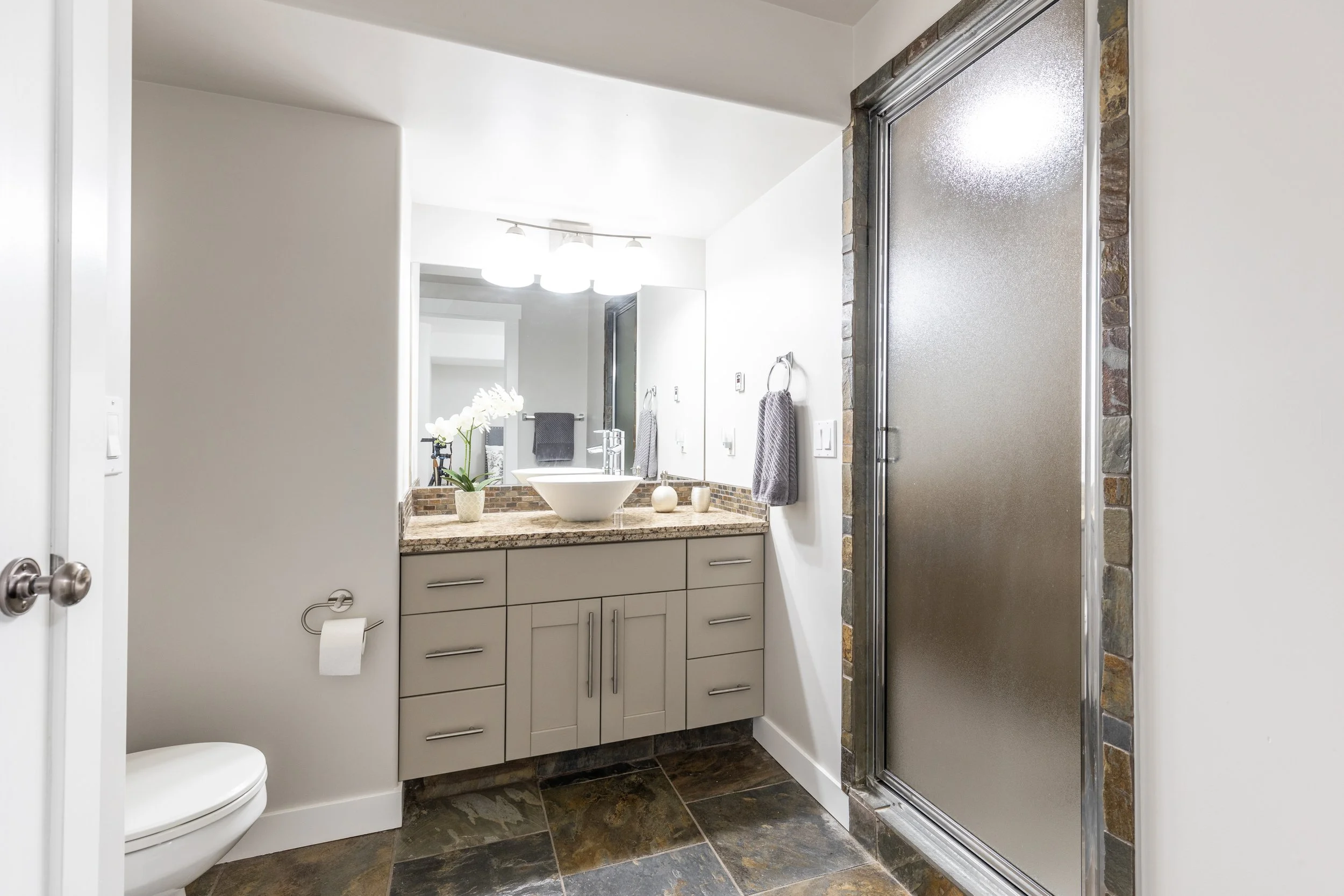 134 Desert Blume Cres-63.jpg