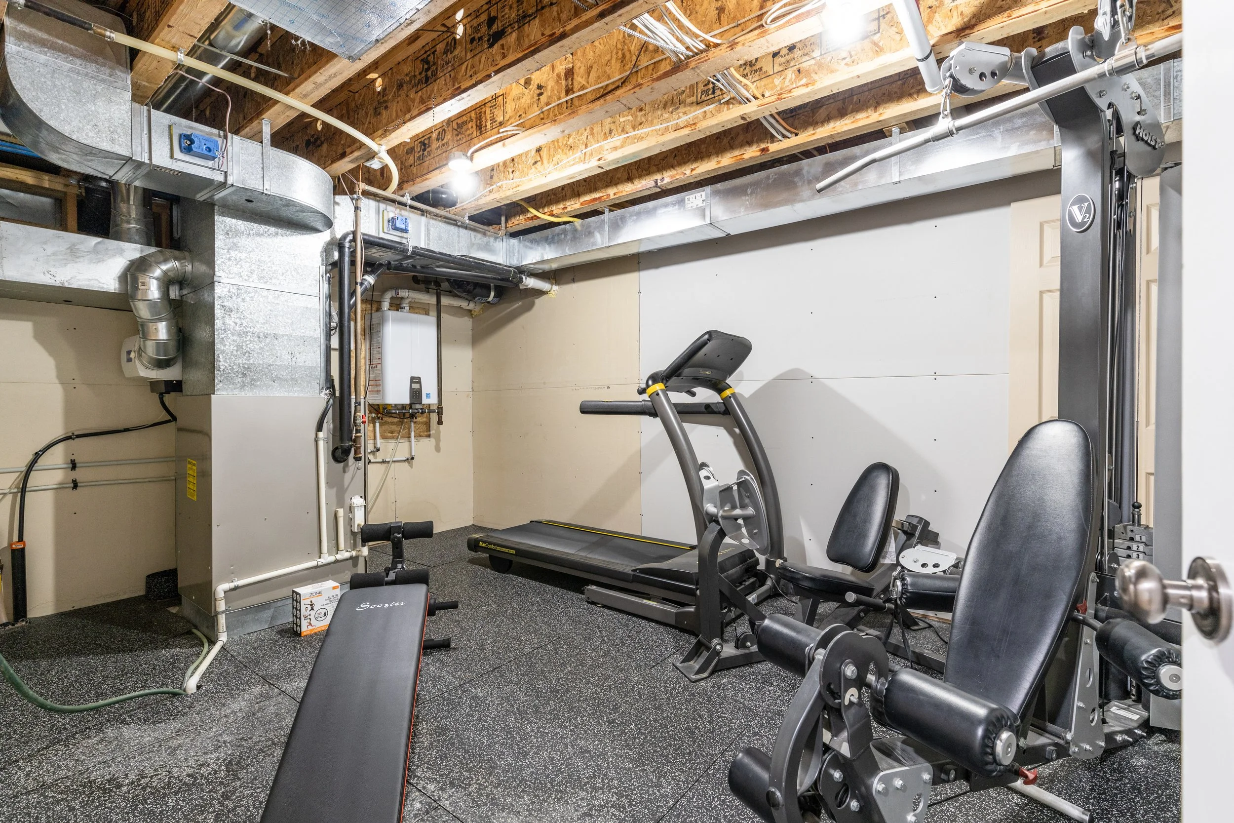 134 Desert Blume Cres-66.jpg
