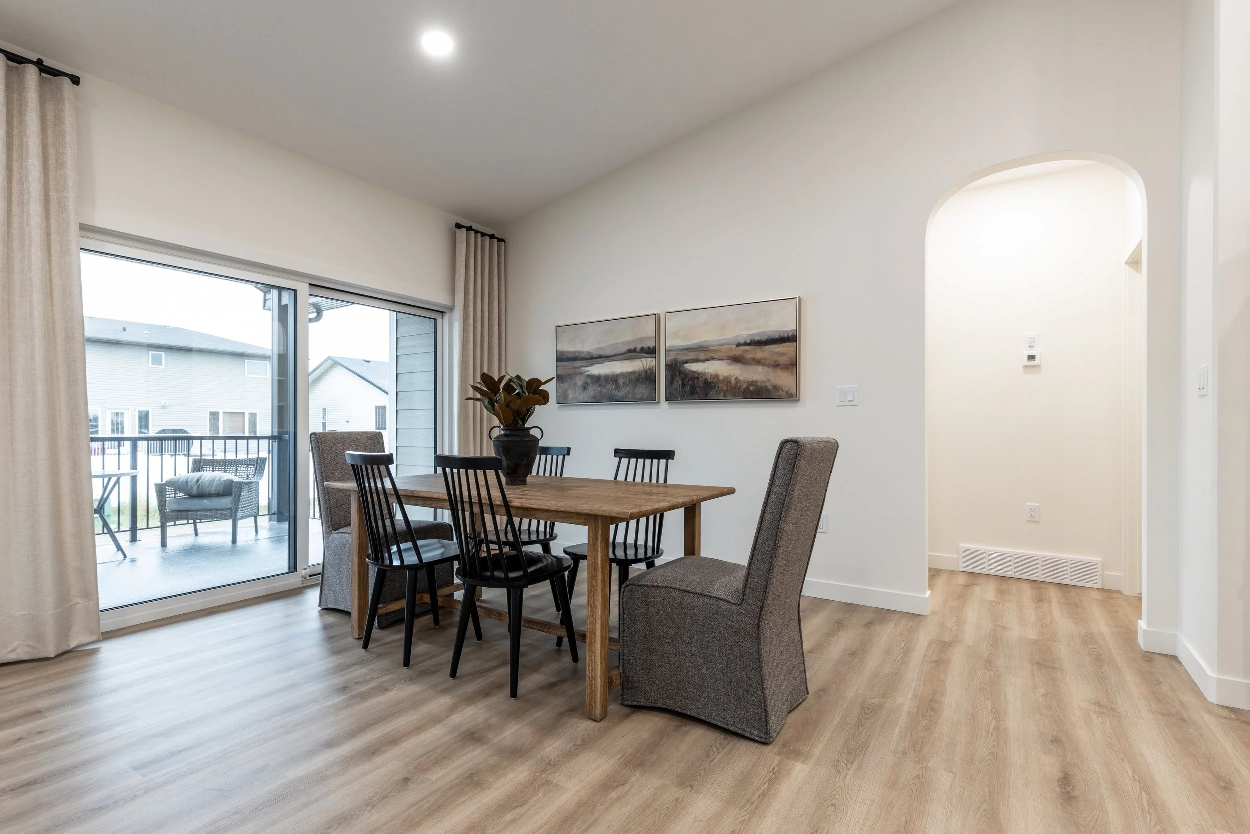 124 Hamptons Cres-33.jpg