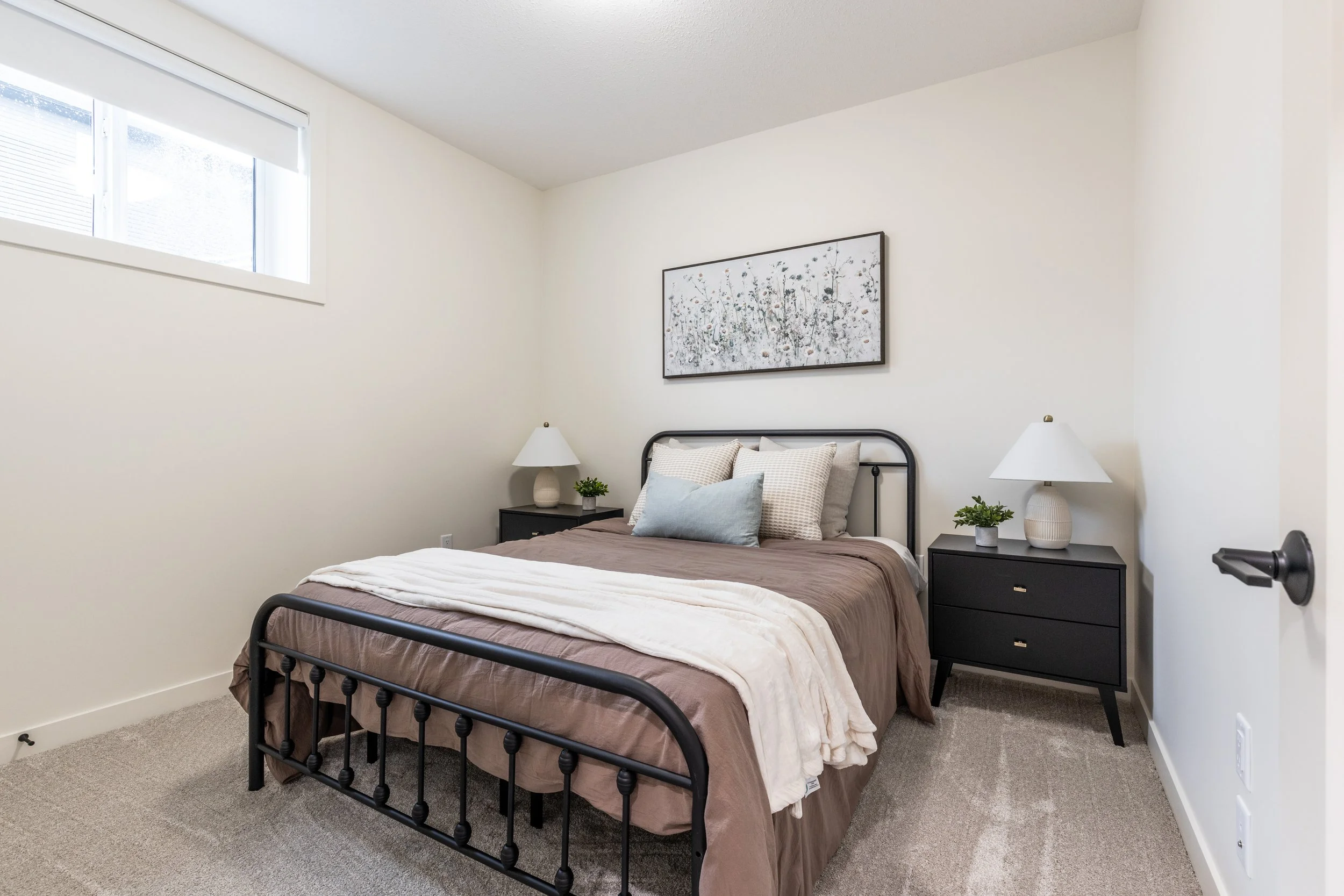 124 Hamptons Cres-66.jpg