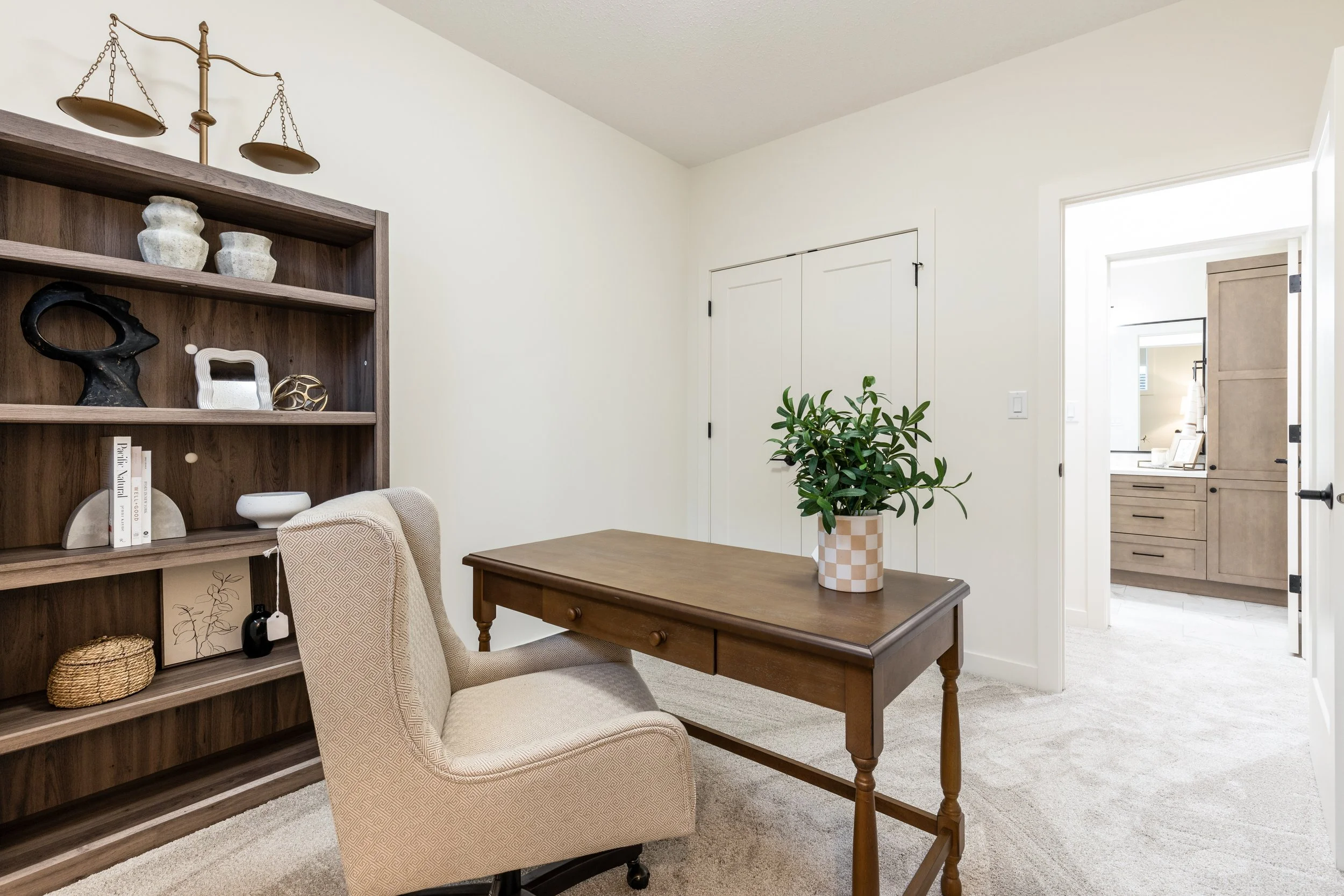 124 Hamptons Cres-75.jpg