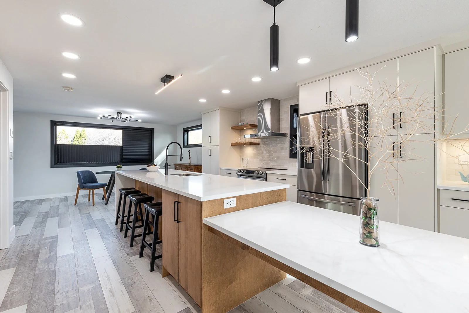 227 12 St SE-26.jpg