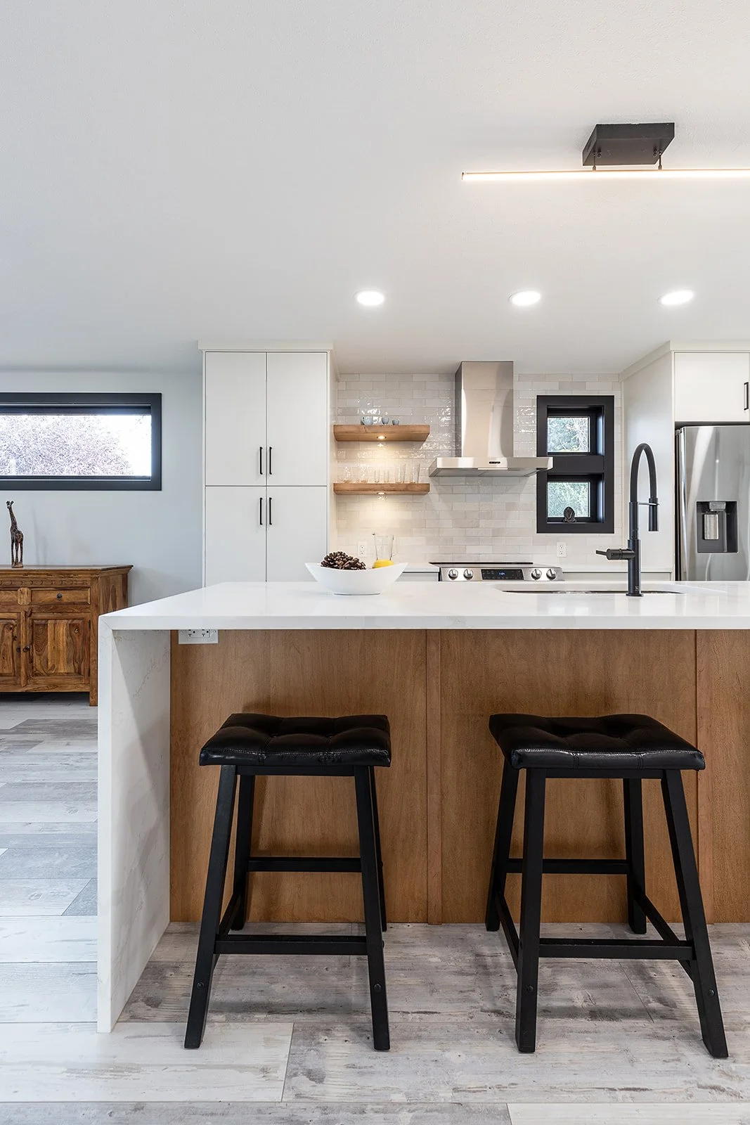 227 12 St SE-27.jpg