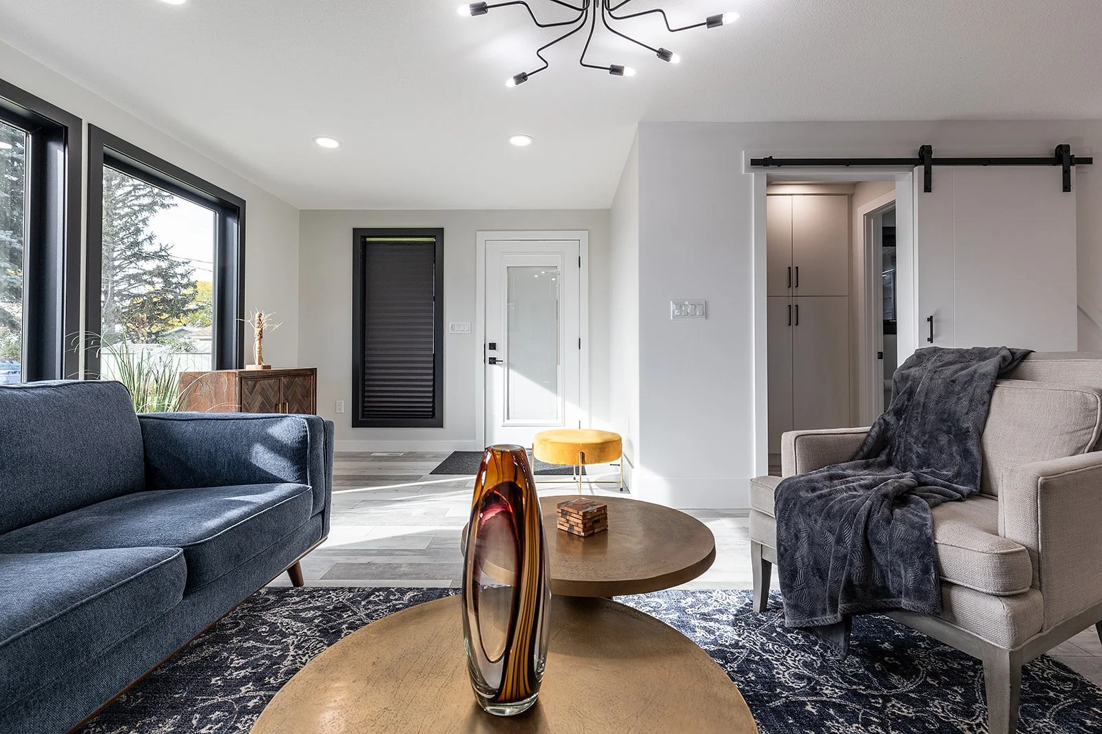 227 12 St SE-35.jpg
