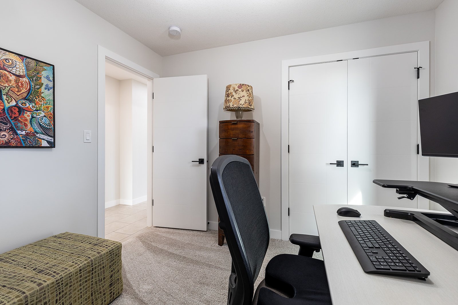 227 12 St SE-57.jpg