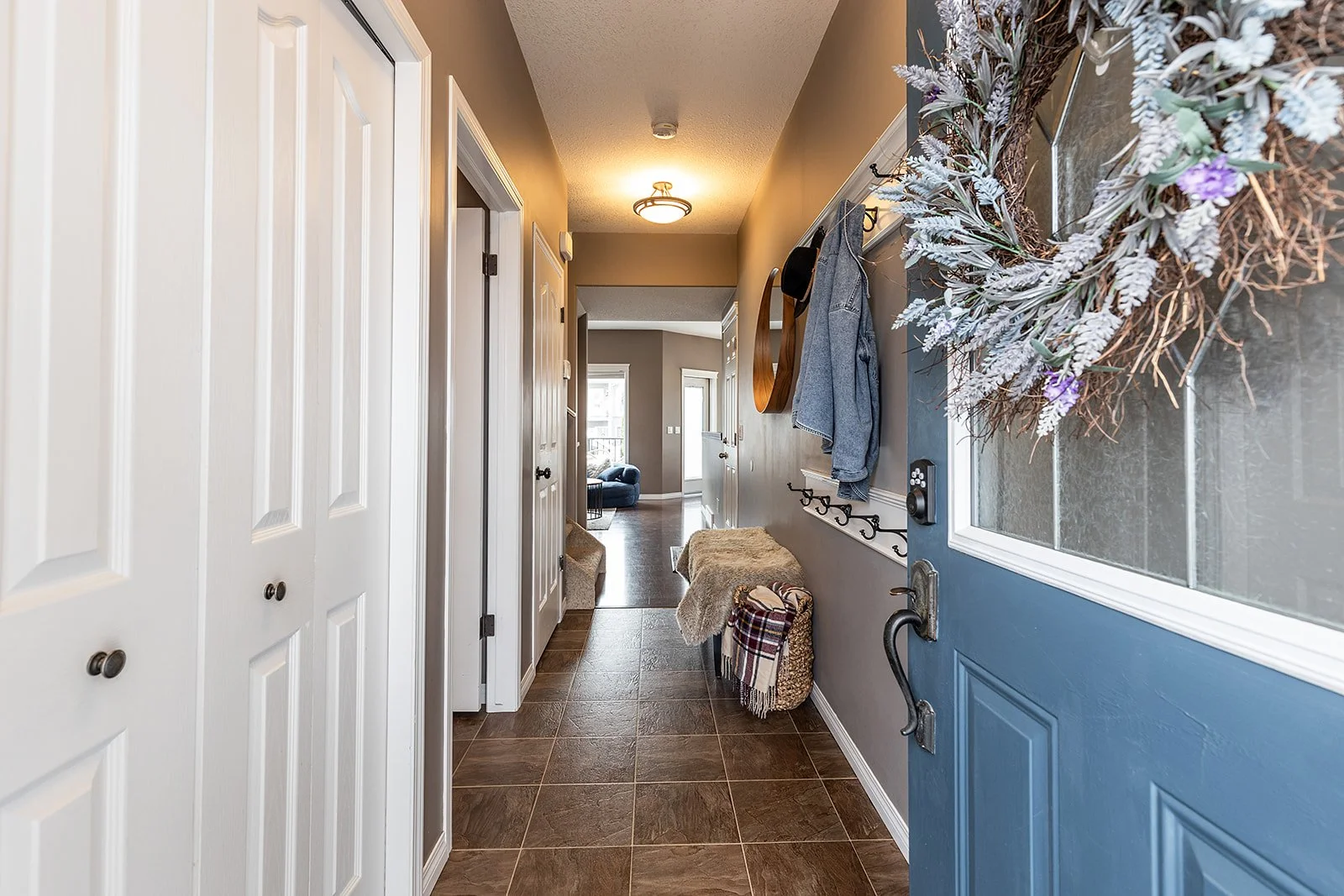 218 Somerset Way SE-5.jpg
