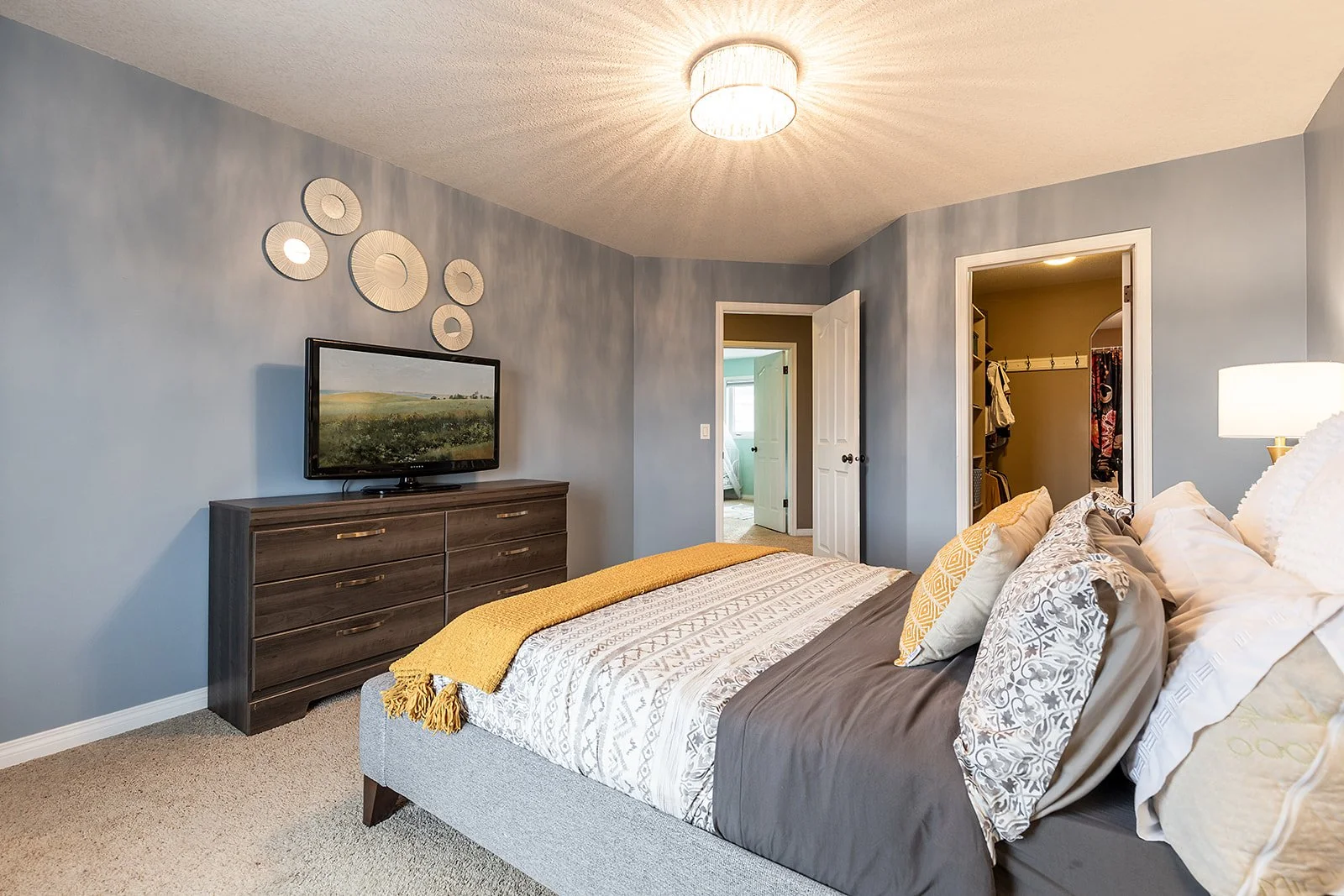 218 Somerset Way SE-22.jpg