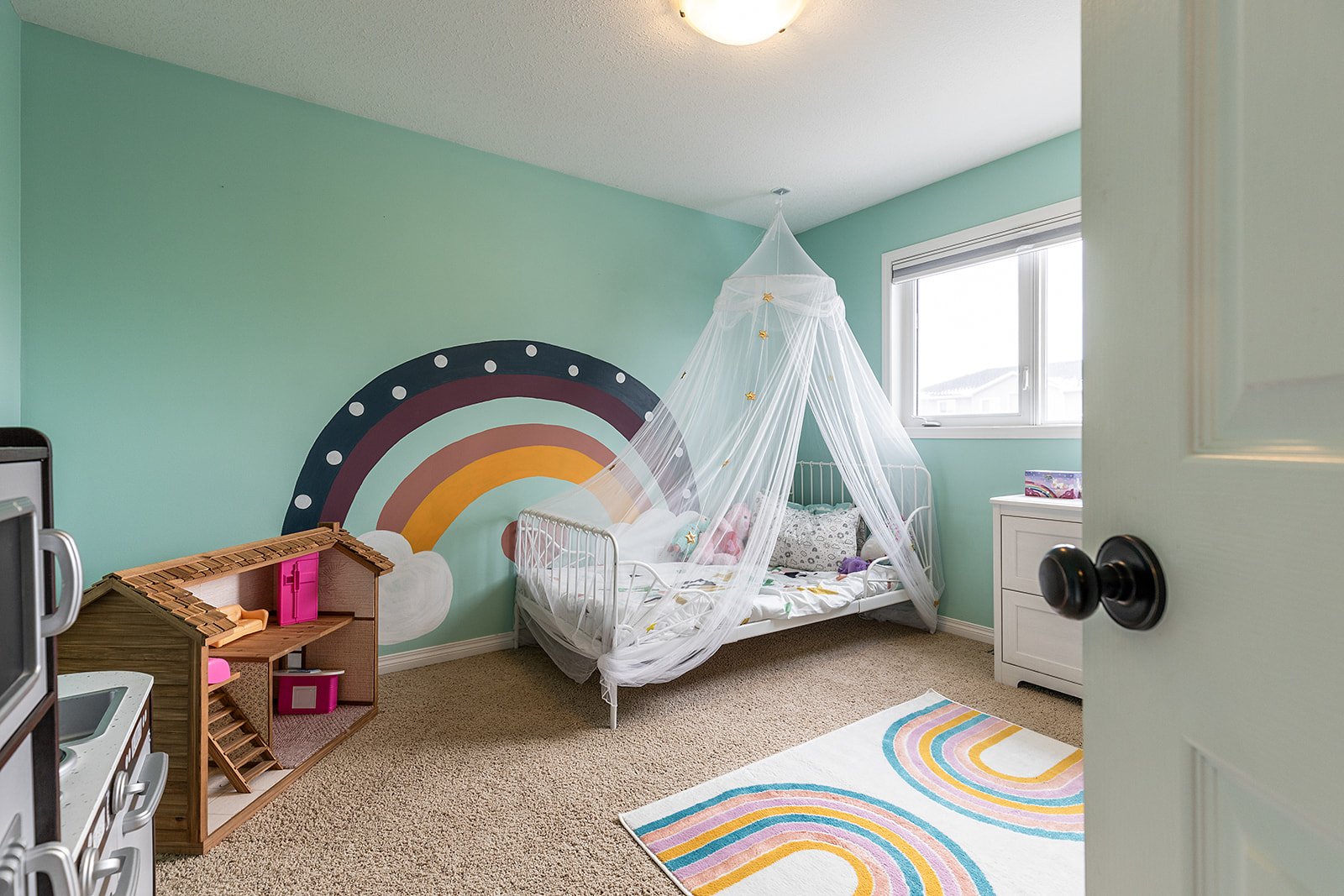 218 Somerset Way SE-32.jpg