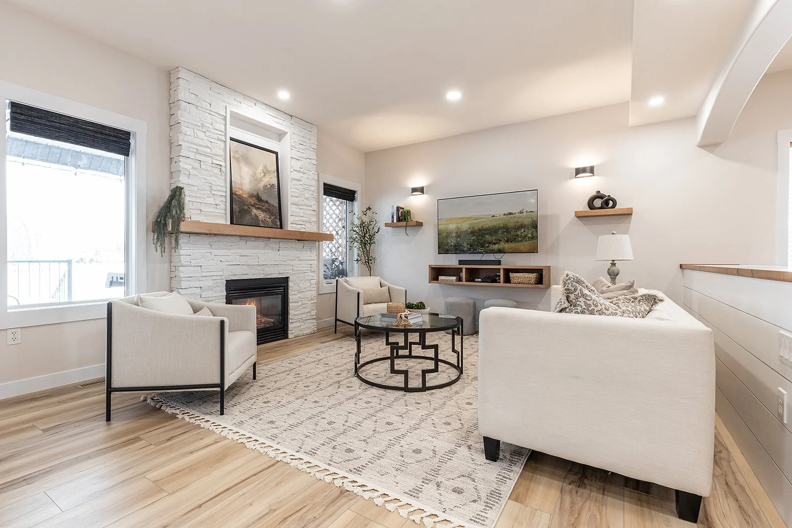 111 Sundance Rd SW winter-6.jpg