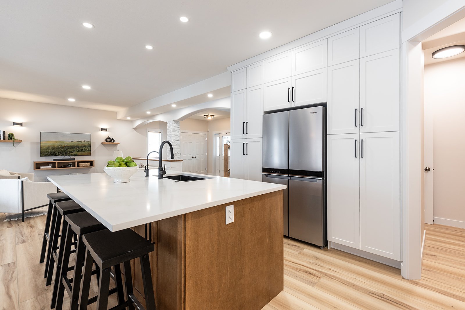 111 Sundance Rd SW winter-19.jpg