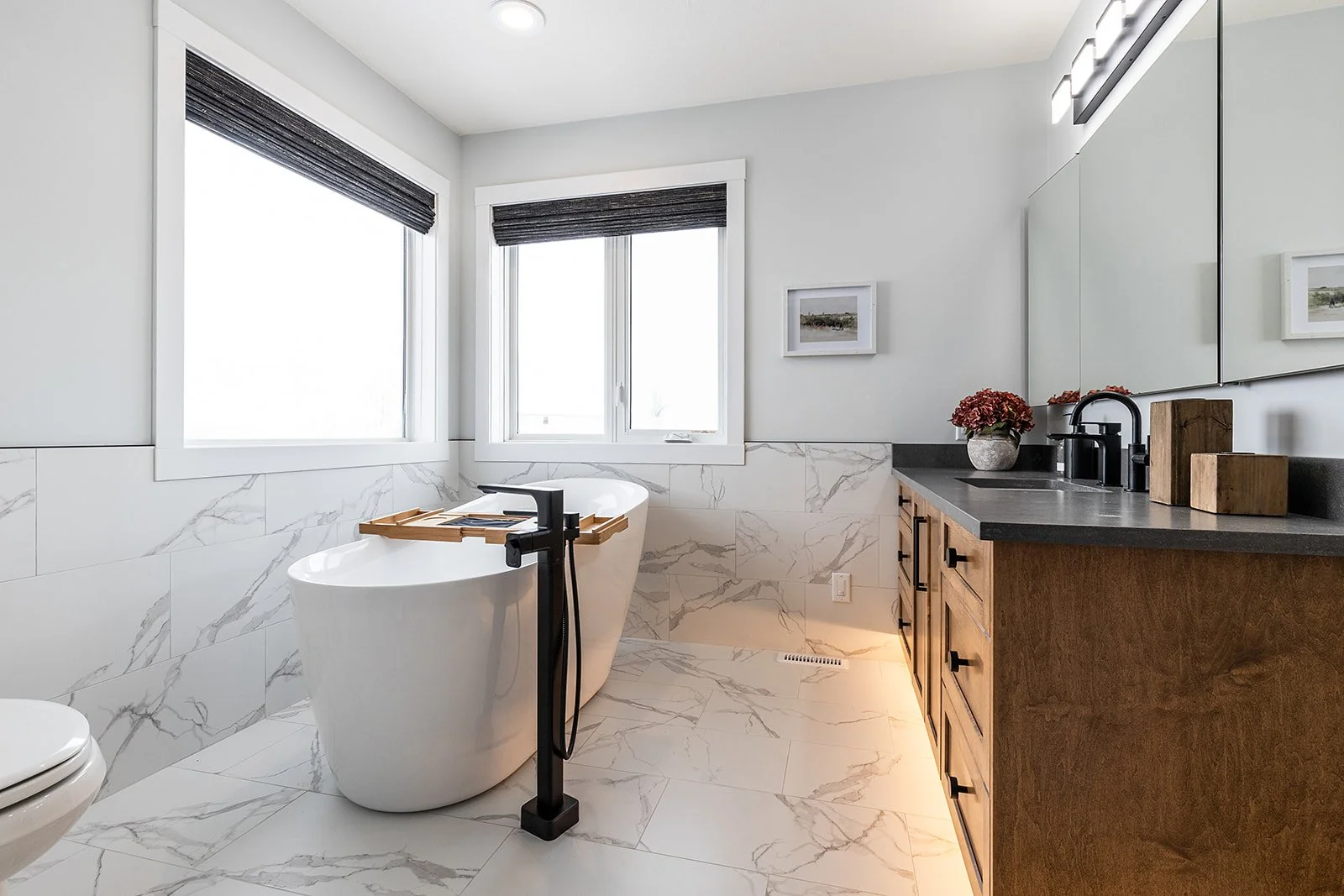 111 Sundance Rd SW winter-41.jpg