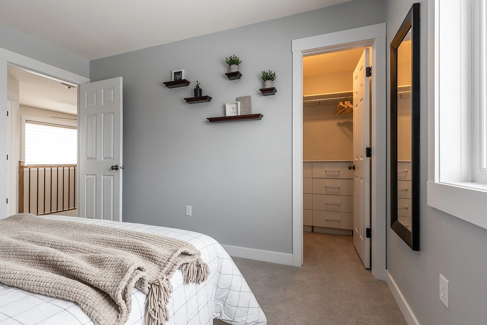 111 Sundance Rd SW winter-54.jpg