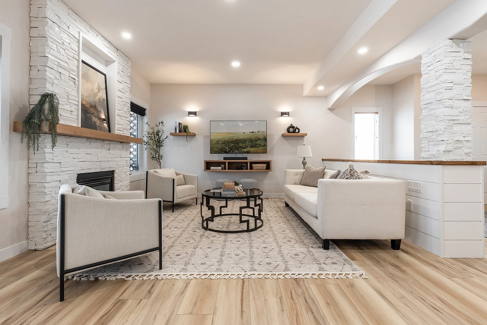 111 Sundance Rd SW winter-7.jpg