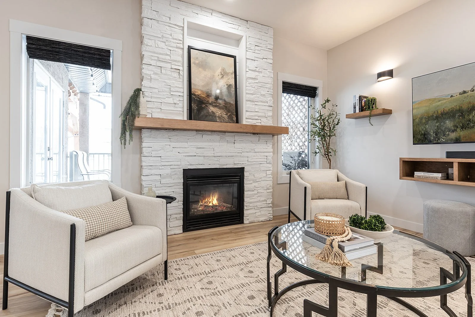 111 Sundance Rd SW winter-8.jpg