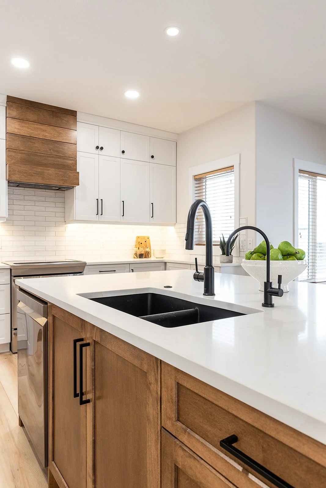 111 Sundance Rd SW winter-16.jpg