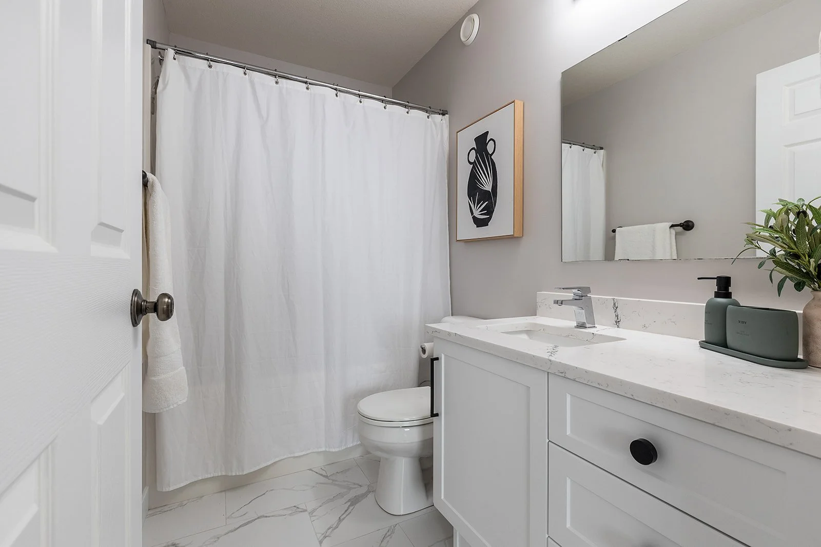 111 Sundance Rd SW winter-51.jpg
