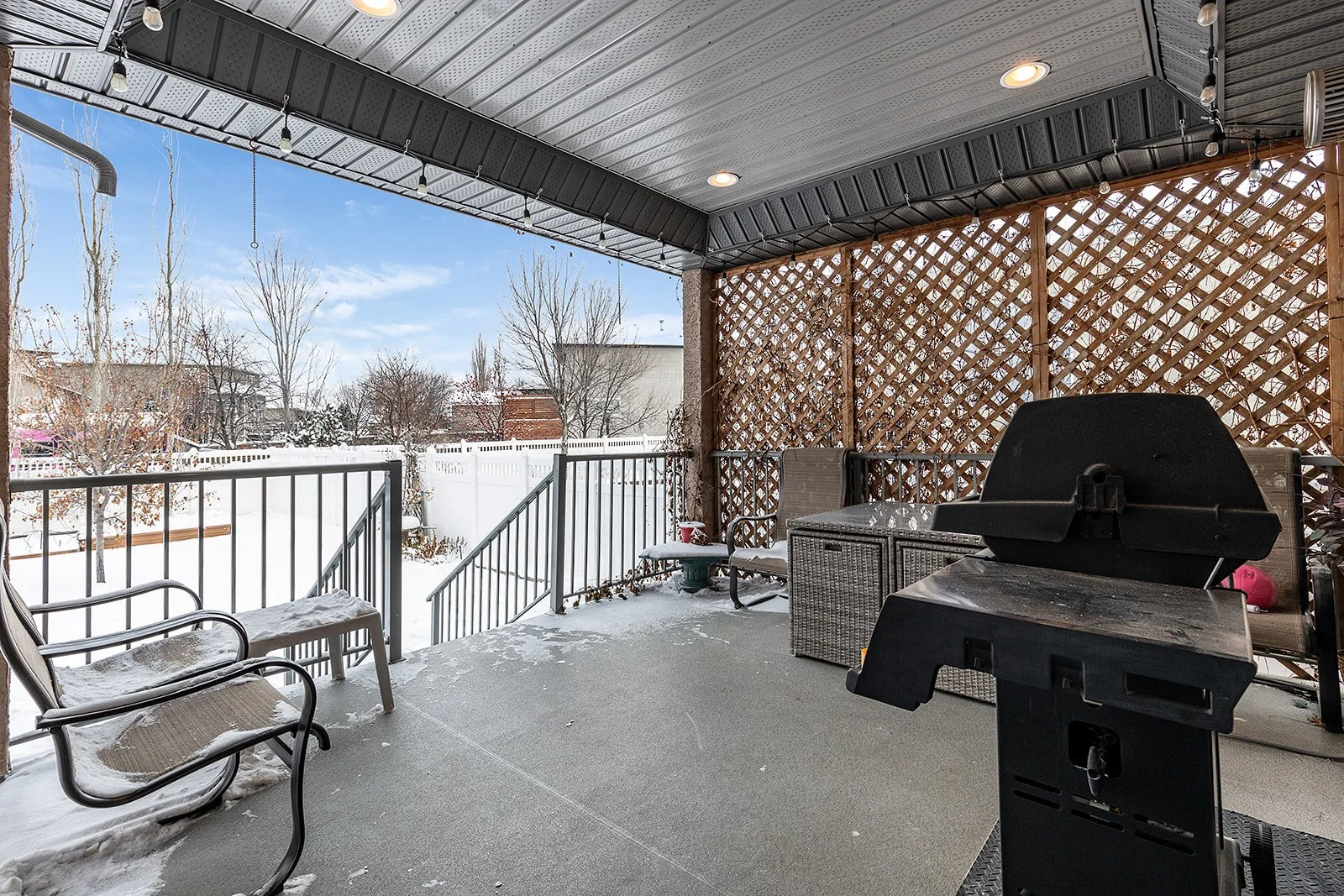 111 Sundance Rd SW winter-69.jpg