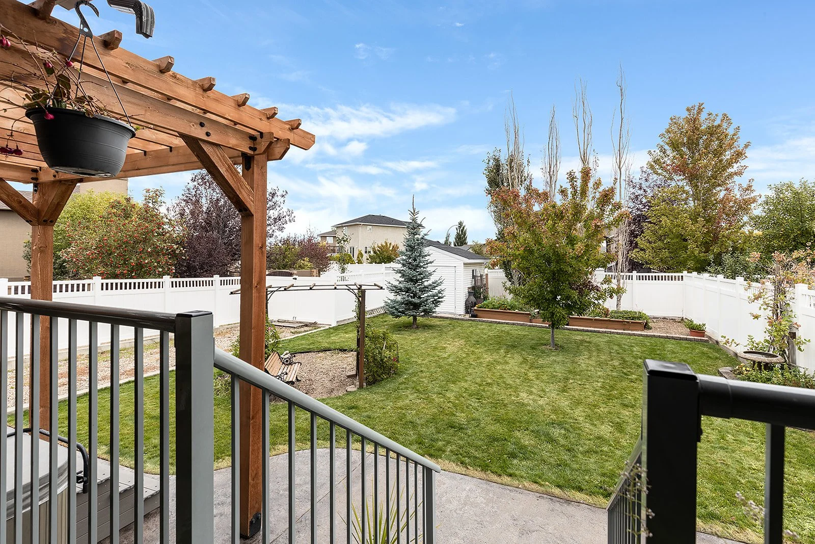 111 Sundance Road Exterior -19.jpg