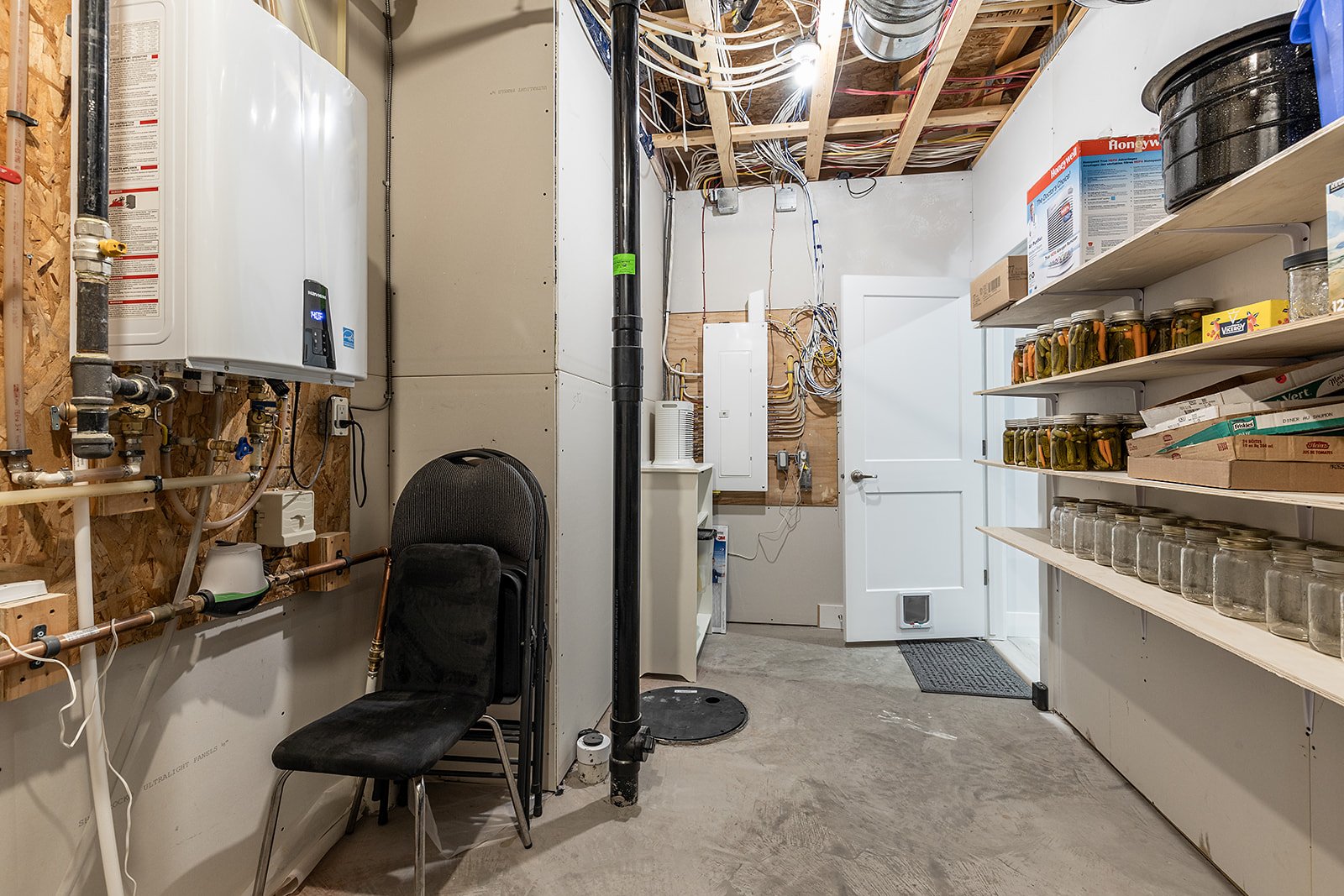 46 King Canyon Pl SW -64.jpg