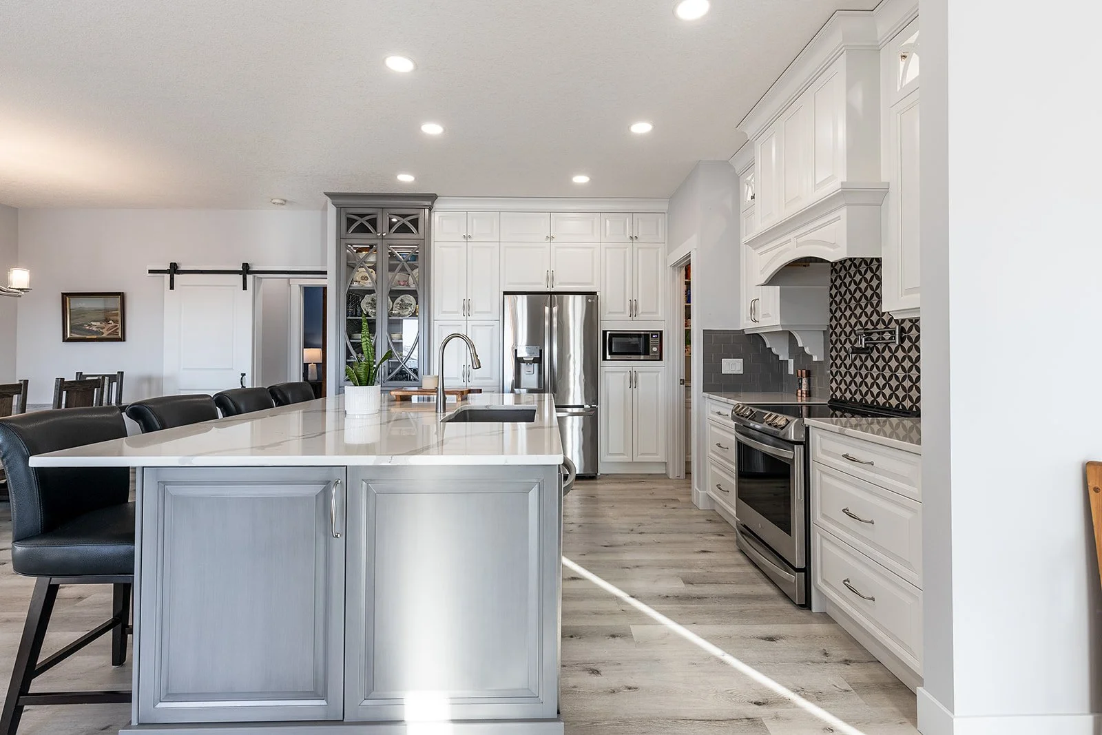 46 King Canyon Pl SW -9.jpg