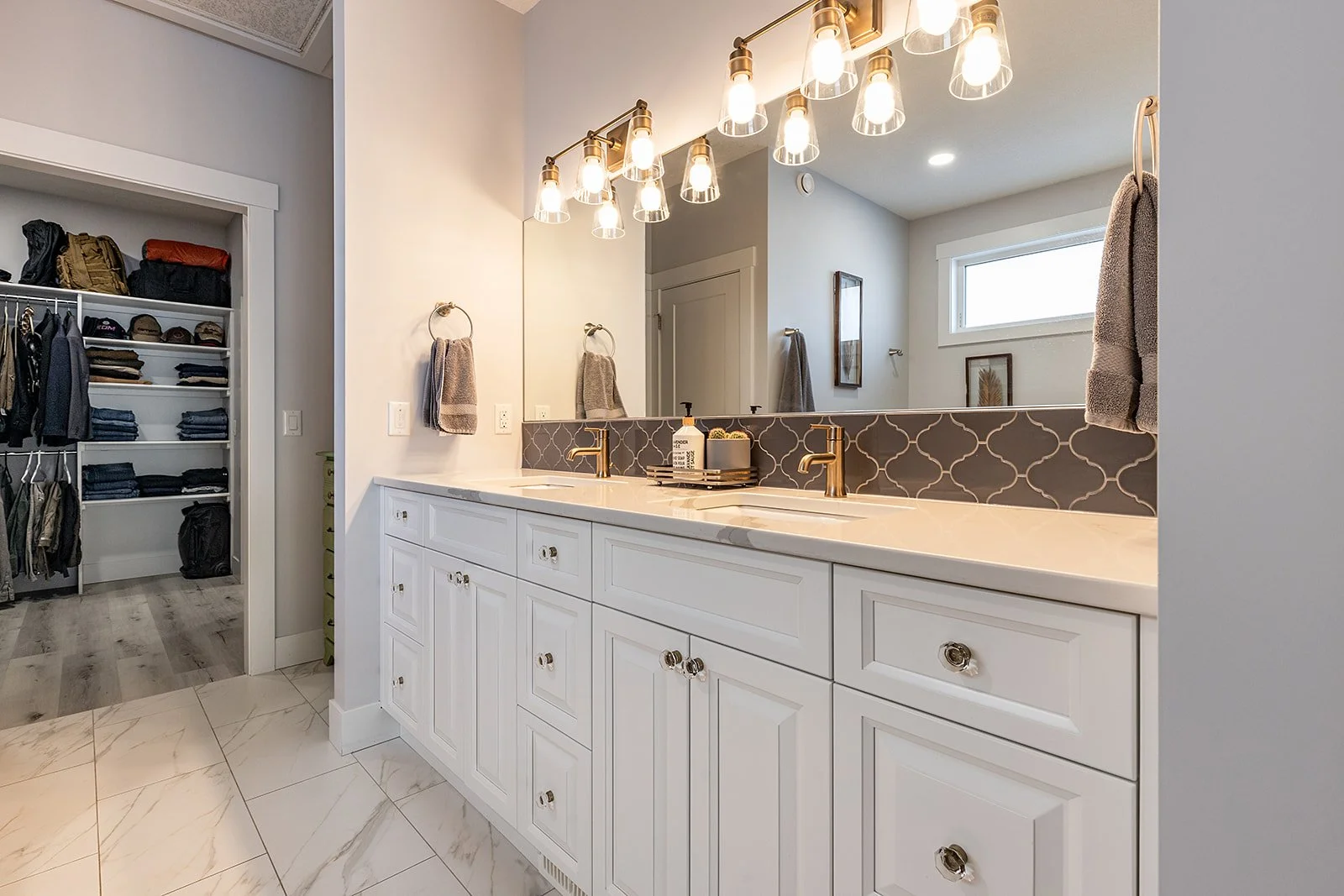 46 King Canyon Pl SW -39.jpg