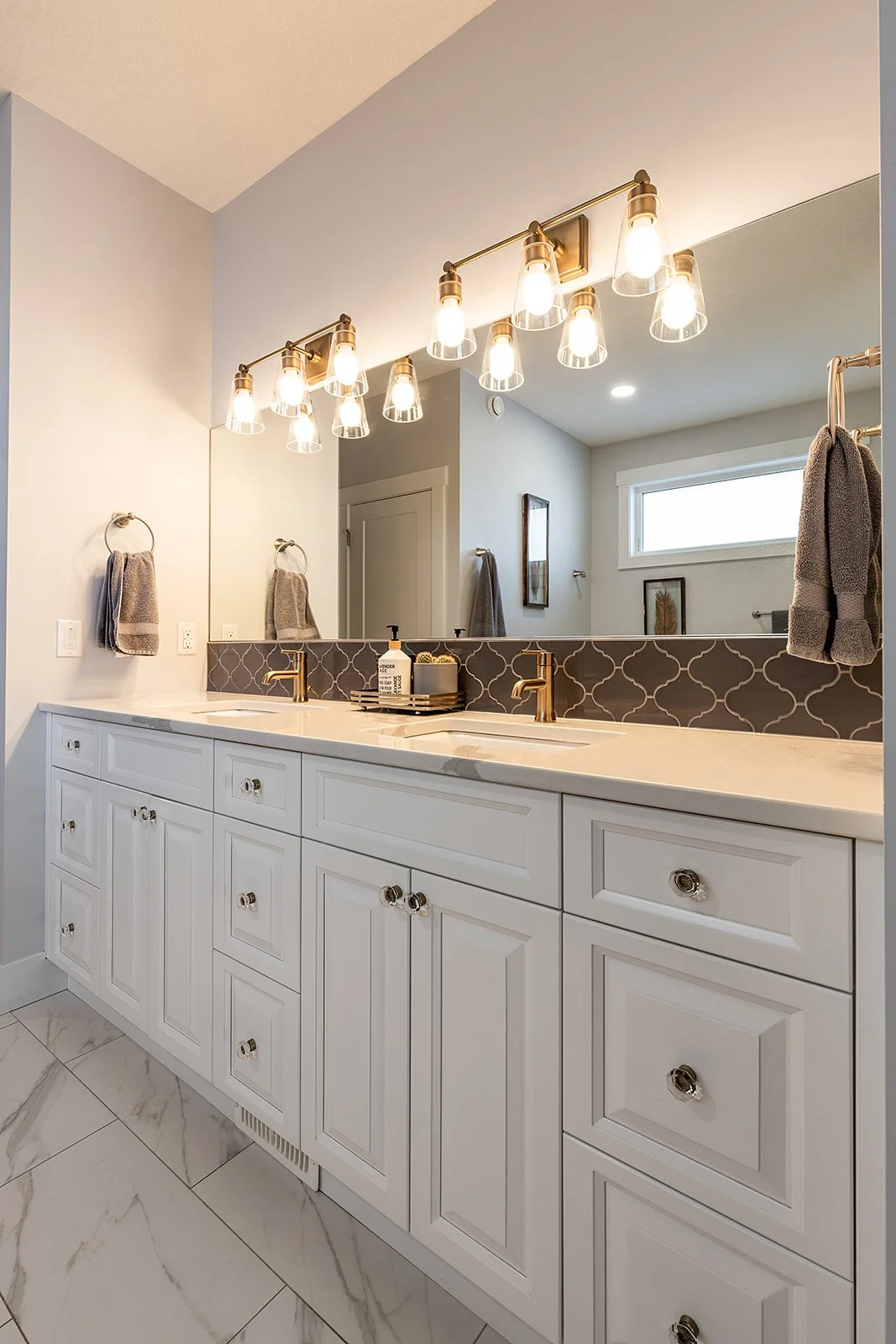 46 King Canyon Pl SW -40.jpg