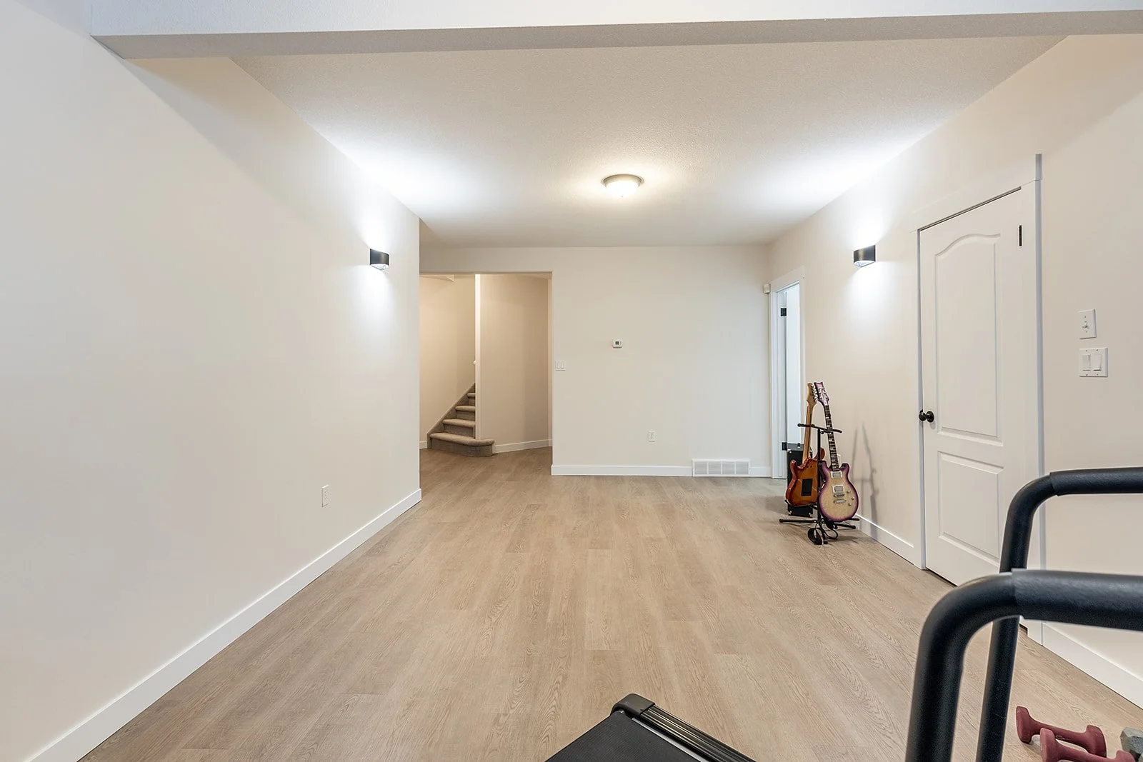 111 Sundance Rd SW-4.jpg