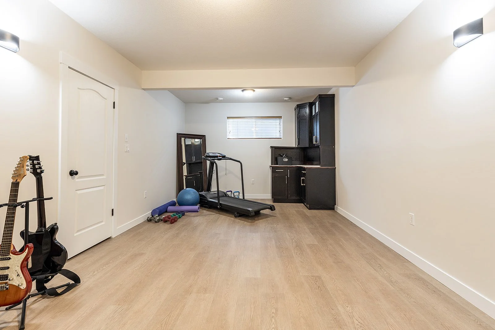 111 Sundance Rd SW-10.jpg