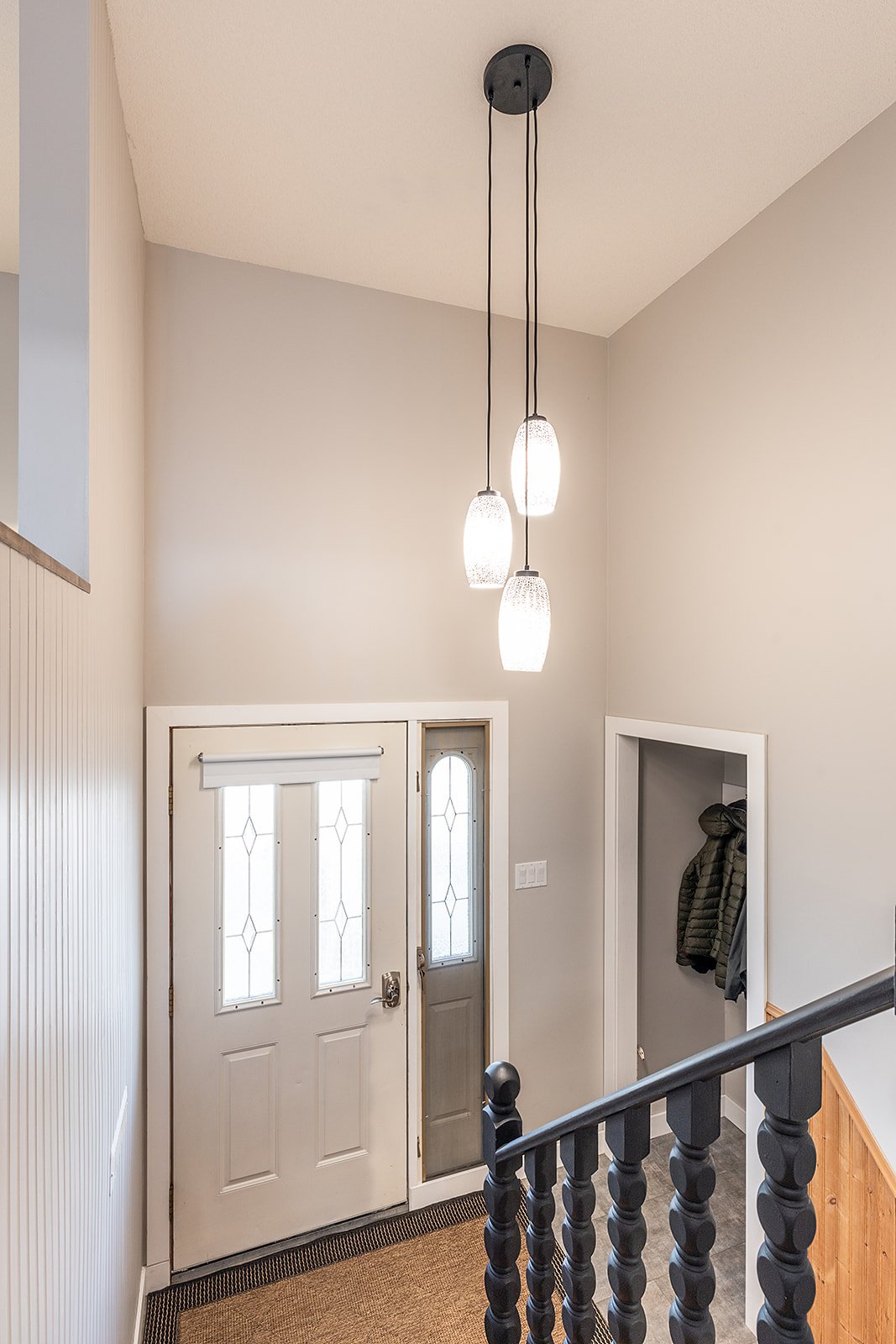 480 Sissons Cres SE-7.jpg