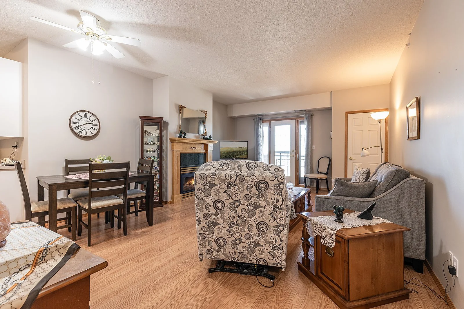 436 278 Park Meadows Dr-7.jpg