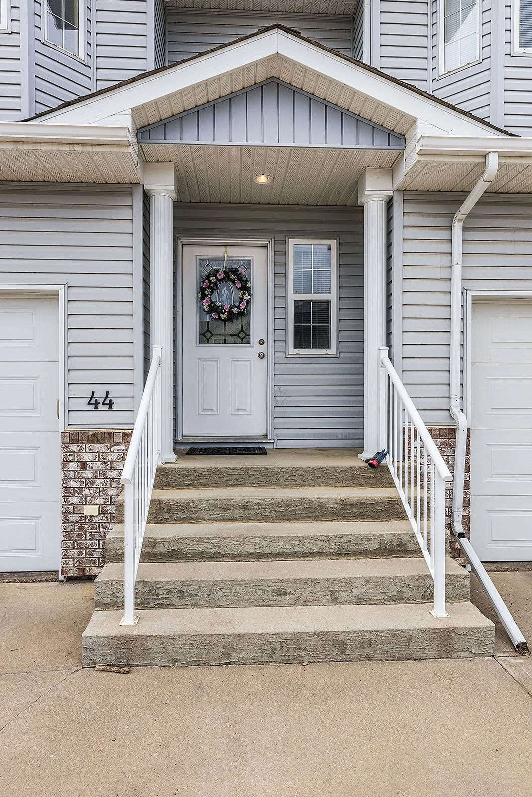 44 Saamis Meadows Lane SW-5.jpg