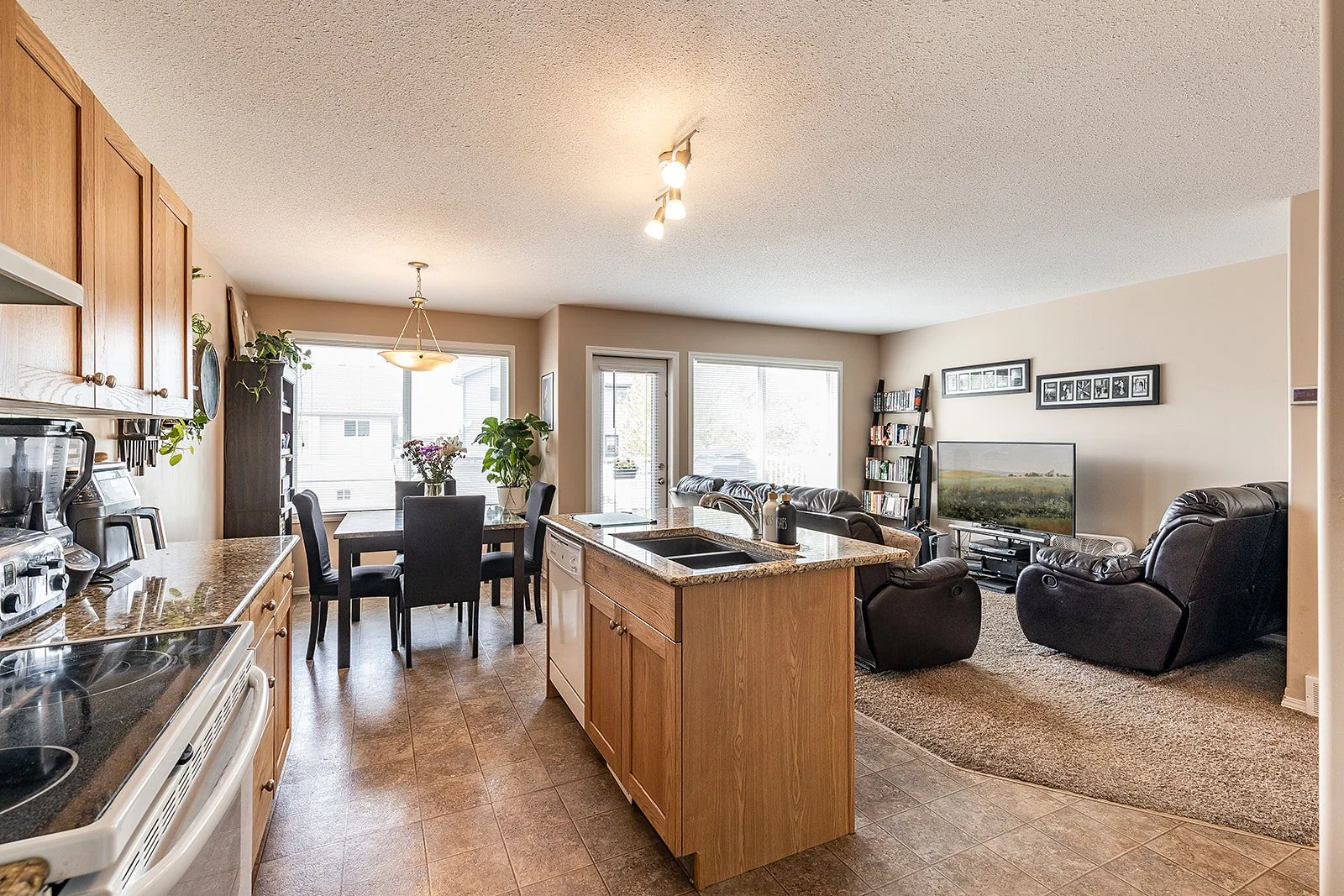 44 Saamis Meadows Lane SW-17.jpg