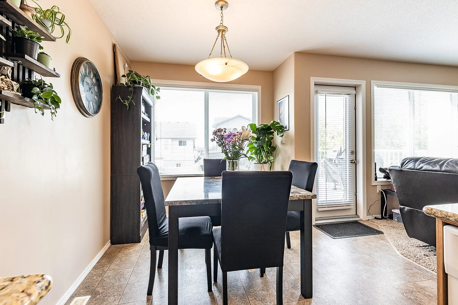 44 Saamis Meadows Lane SW-19.jpg