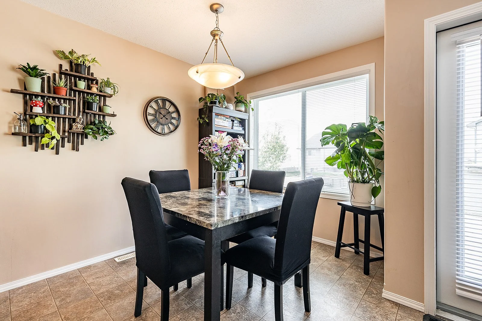 44 Saamis Meadows Lane SW-20.jpg