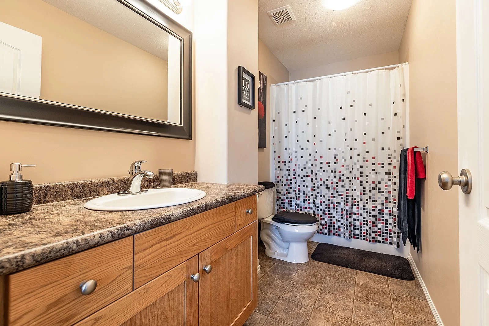 44 Saamis Meadows Lane SW-29.jpg