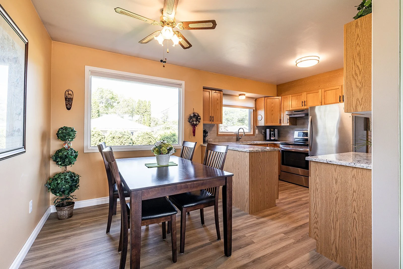 2168 20 Ave SE-12.jpg