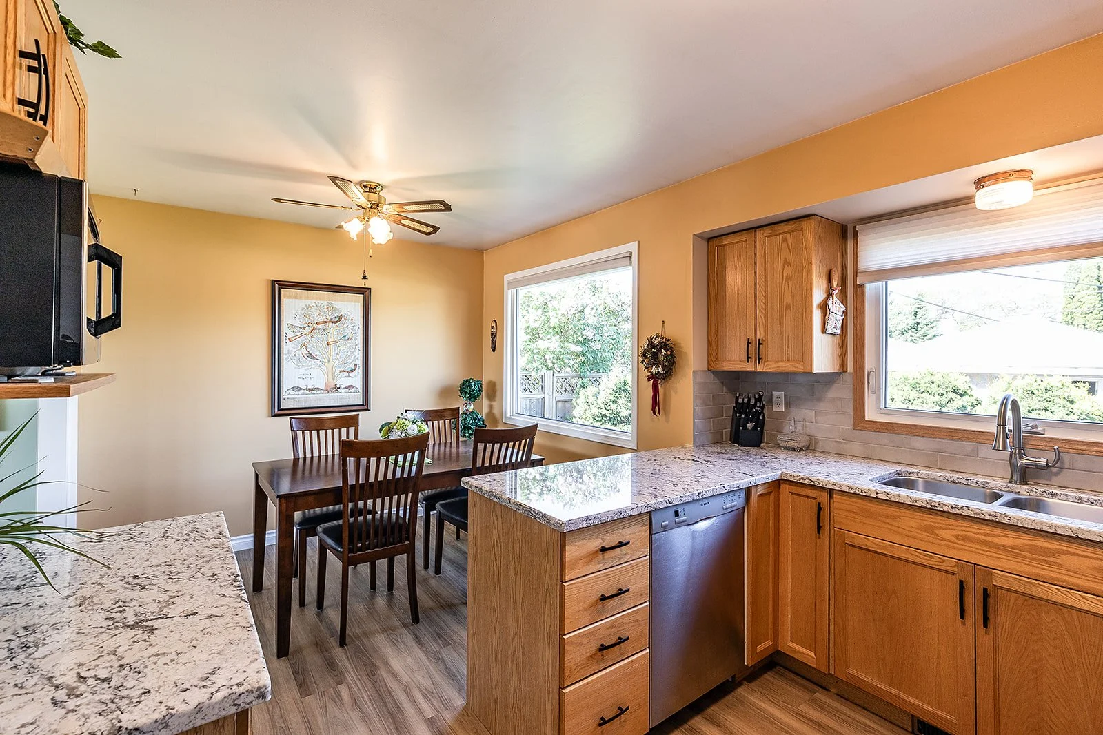 2168 20 Ave SE-15.jpg