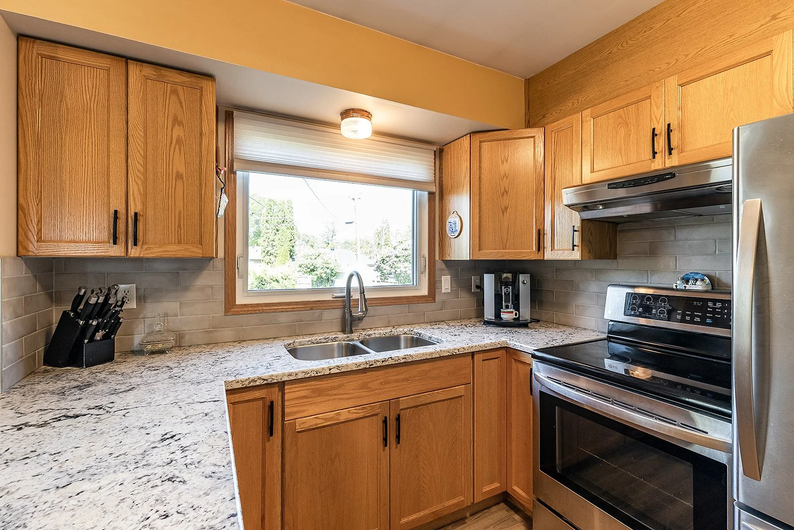 2168 20 Ave SE-16.jpg