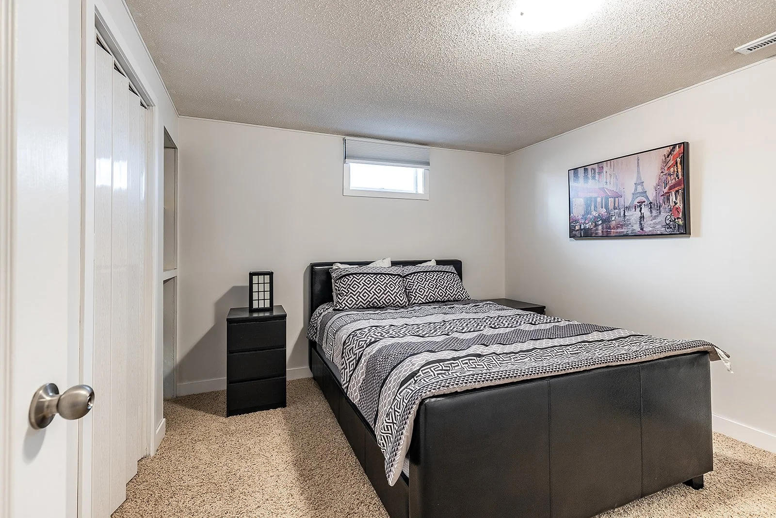 2168 20 Ave SE-29.jpg