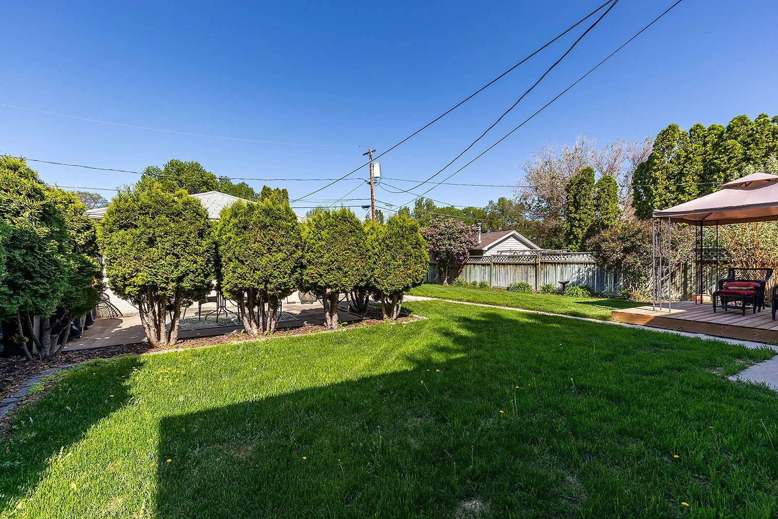2168 20 Ave SE-38.jpg