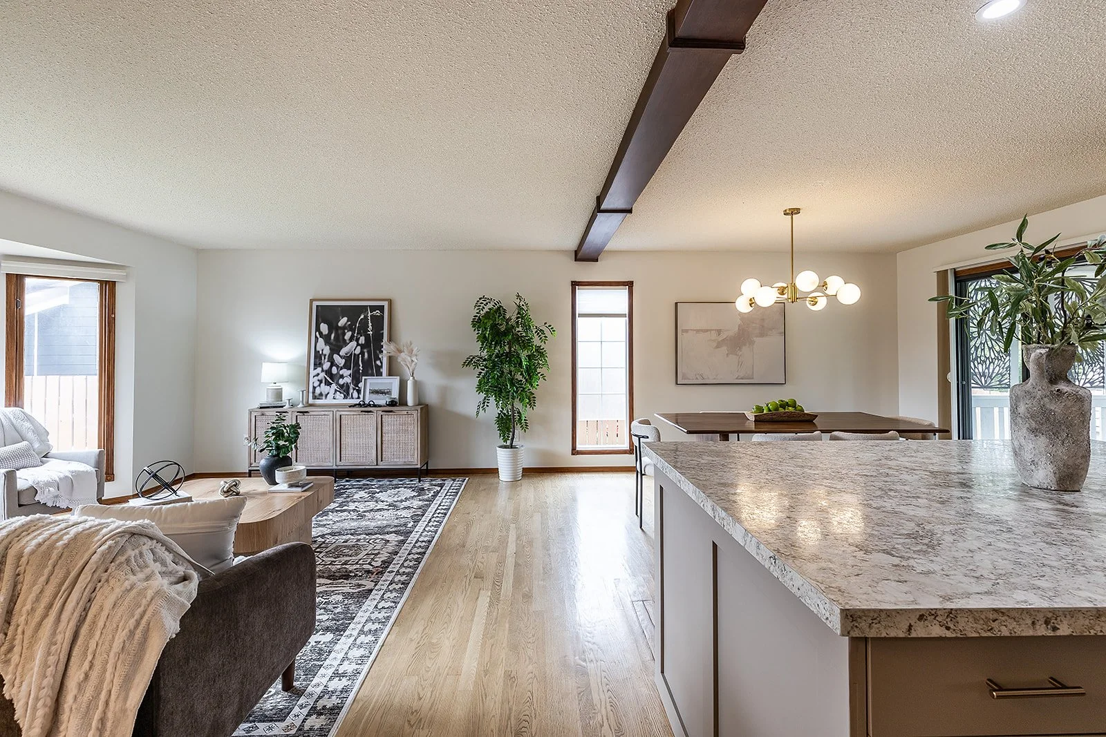 32 Ross Heights Ct SE-9.jpg