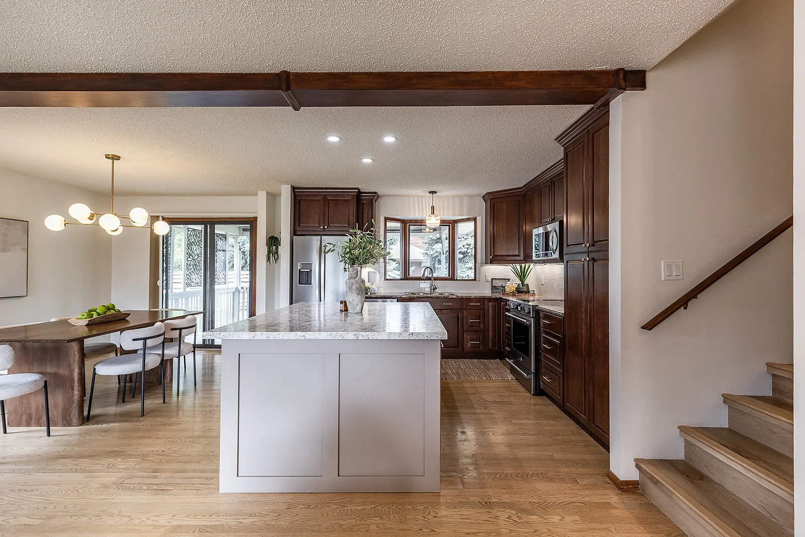 32 Ross Heights Ct SE-13.jpg