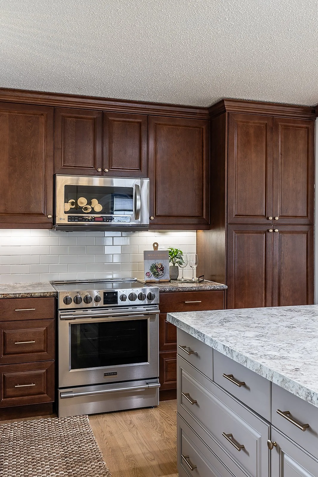 32 Ross Heights Ct SE-20.jpg