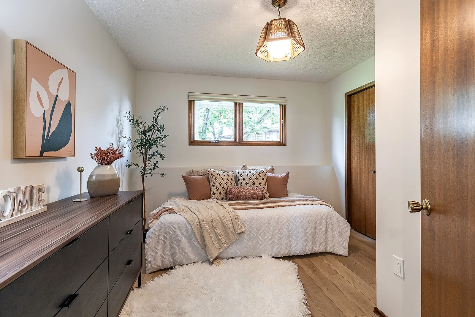 32 Ross Heights Ct SE-57.jpg