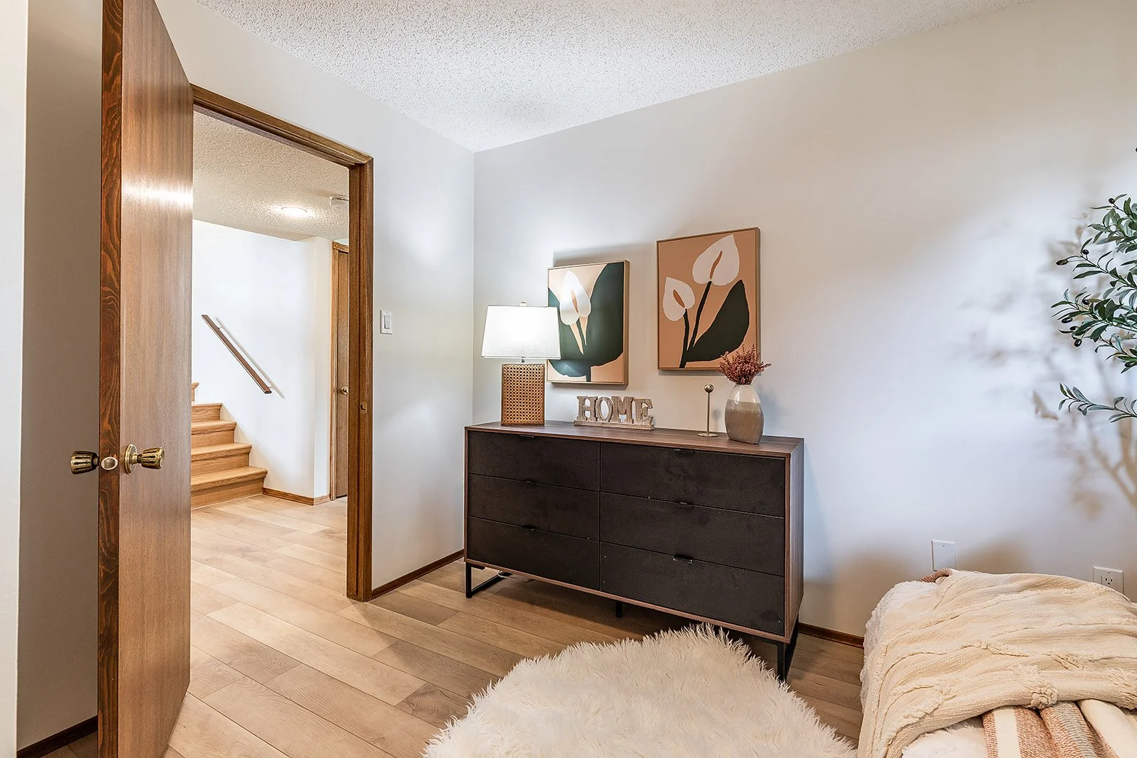32 Ross Heights Ct SE-58.jpg